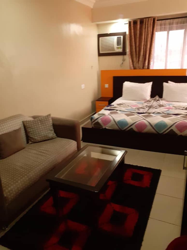 Alluring View Hotel - Toyin Sreet Ikeja Chambre photo